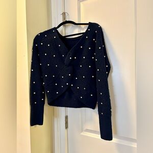 EXPRESS Sweater Top in very good conditions.